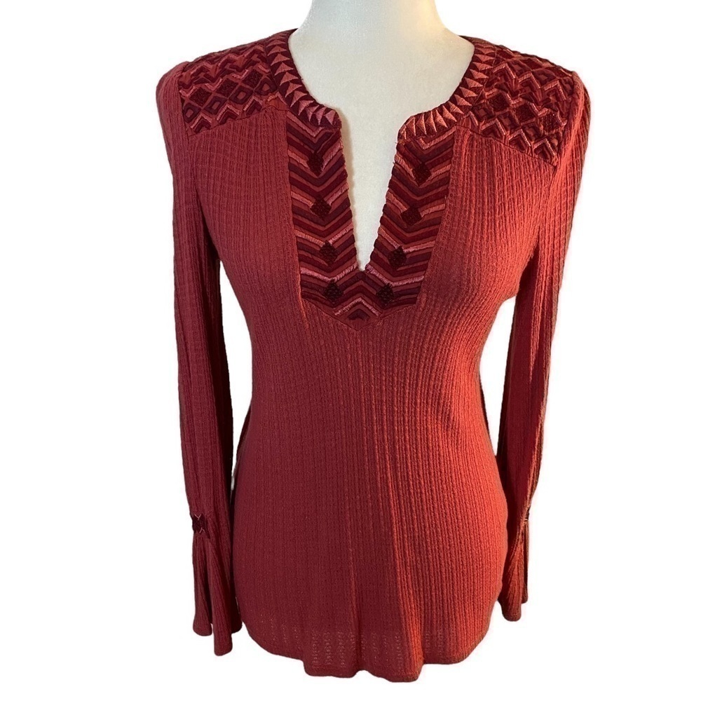 Lucky Brand deep pink boho knit top with embroidered detail